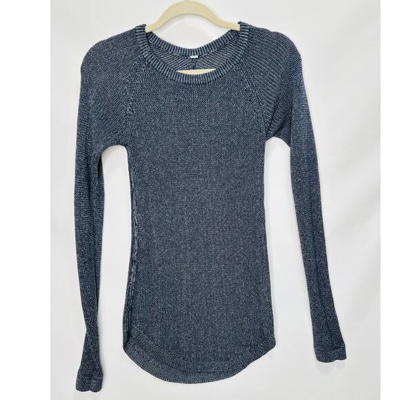 Lululemon Cabin Yogi Long Sleeve Cashmere Blend Sweater in Heathered Grey size 2 - Picture 2 of 11